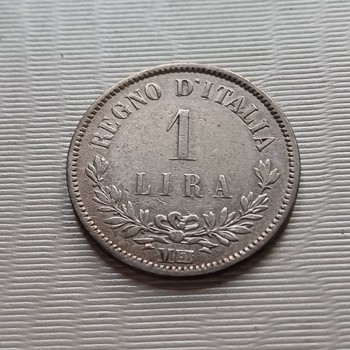 Silver moneta non comune - silver,